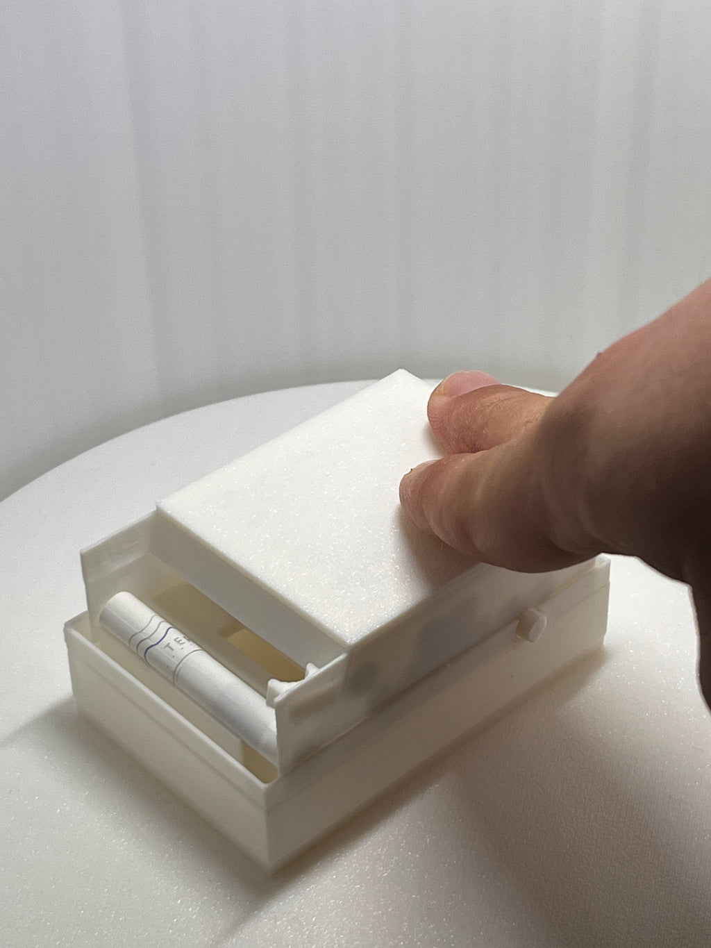 Prototipo Dispenser Sigarette in Stick